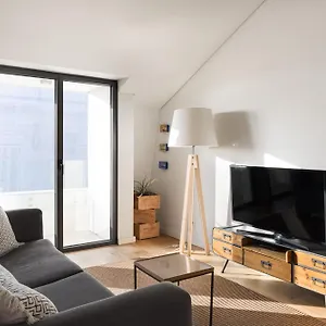  Apartment Joivy Bairro Alto 2-br With Large Terrace